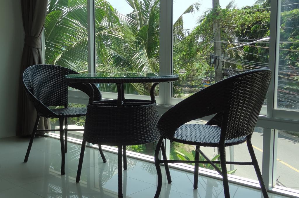 But Different Phuket Boutique Hotel Nai Harn Eksteriør bilde