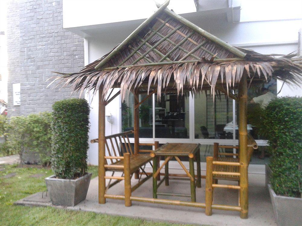 But Different Phuket Boutique Hotel Nai Harn Eksteriør bilde