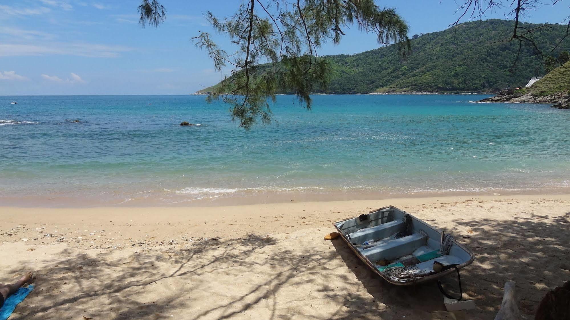 But Different Phuket Boutique Hotel Nai Harn Eksteriør bilde